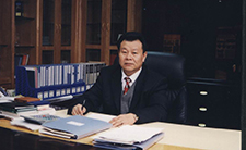 “做企业就像爬山”——访华体会官方网页版董事长李建华